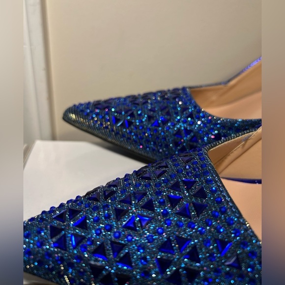 Blue Shimmer Heels with Futuristic Finish - Picture 10 of 10